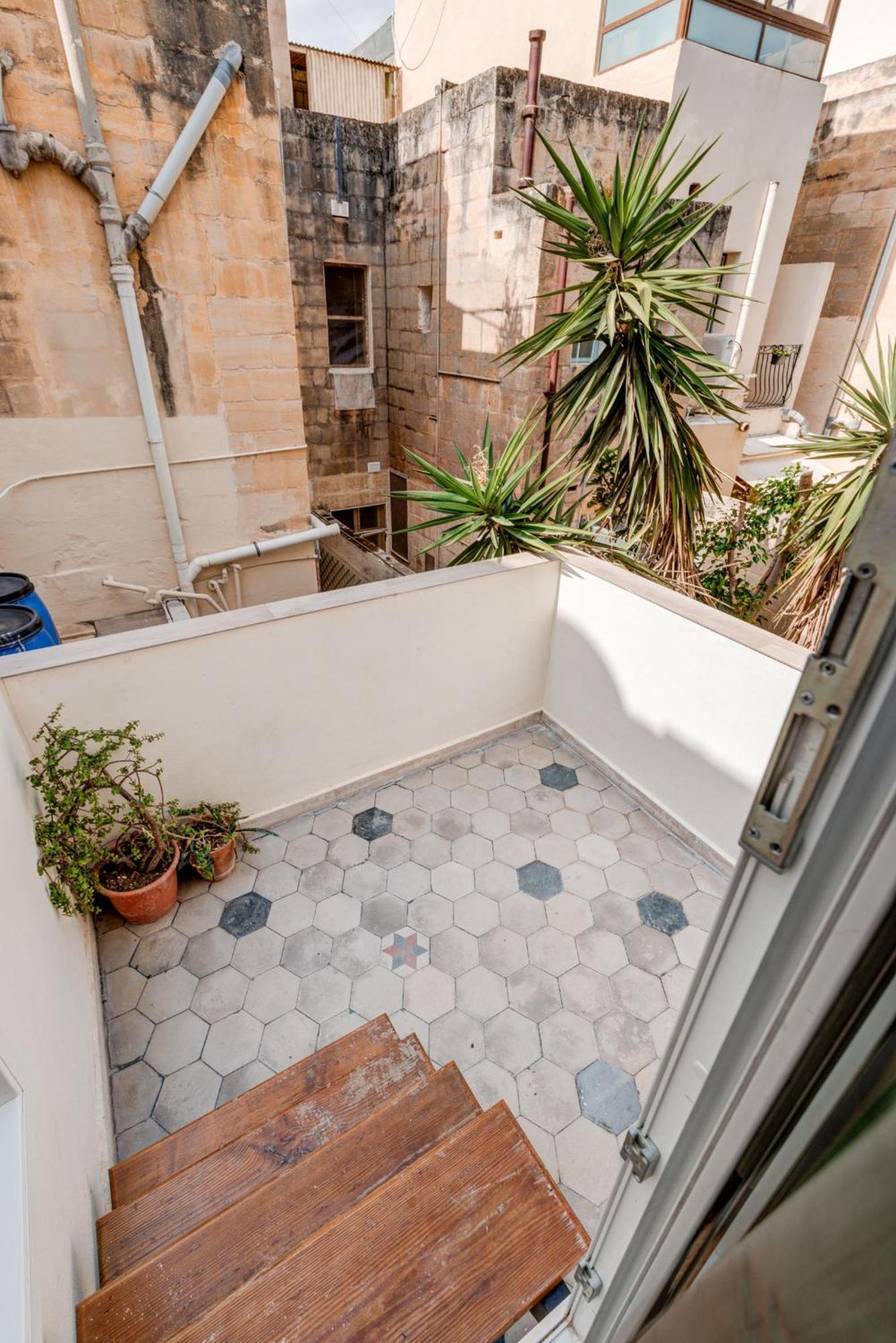 Piju Lux Apartments Sliema Dış mekan fotoğraf